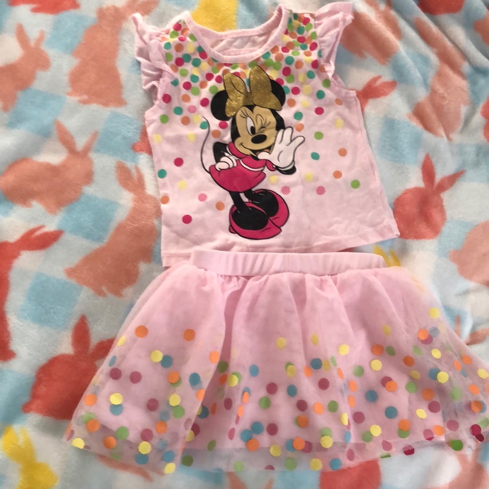 Minnie Mouse outfit